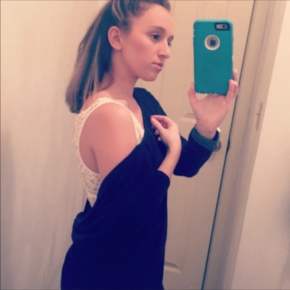 Black twisted Knot Reversible Top - Picture 6 of 7